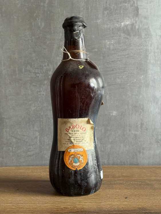 Вино G. Cappellano Barolo 1975 года.