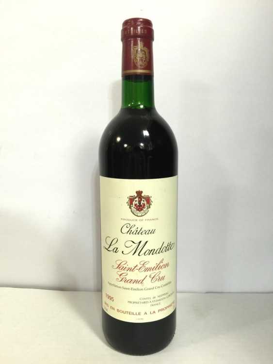 Вино "Chateau La Mondotte" 1995 года.