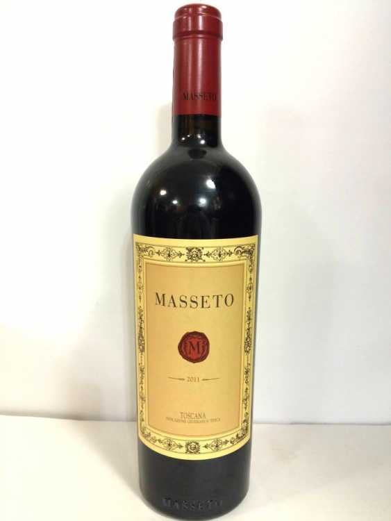 Вино "Masseto" 2011 года.