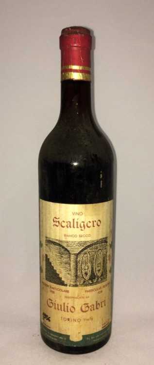 Вино "Scaligero Giulio Gabri Bianco Secco" 1956 года.