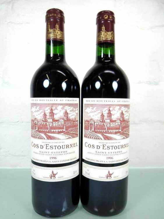Вино "Chateau  Cos d'Estournel" 1996 года.