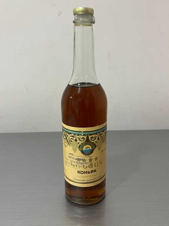 Армянский "4 звезды" 1978 года. 0,5 л. СССР. 