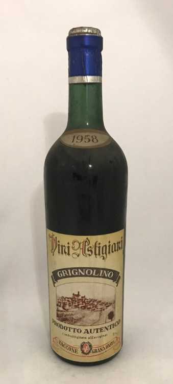 Вино "Vini Astigiani Grignalino Prodotto Autentico" 1958 года.