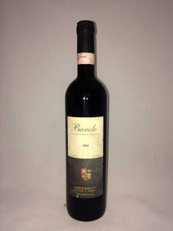 Вино "Barolo Sartirano F.gli Cantine E Vigneti" 2002 года.