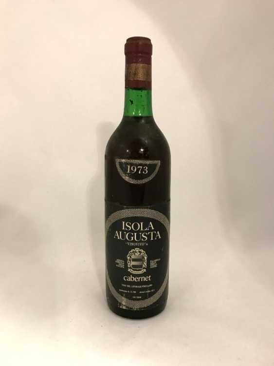 Вино "Isola Augusta Cabernet" 1973 года.