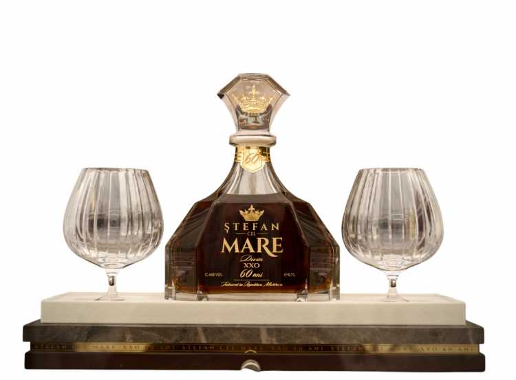 Коньяк «Stefan cel Mare» XXO 60 лет, Barza Alba. 0,7