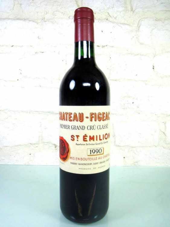 Вино "Chateau Figeac" 1990 года.