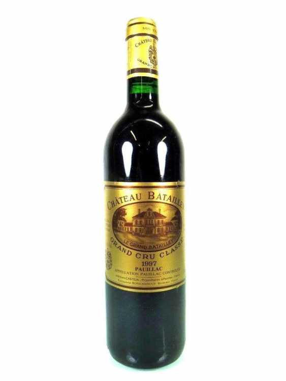 Вино "Chateau Batailley" 1997 года.