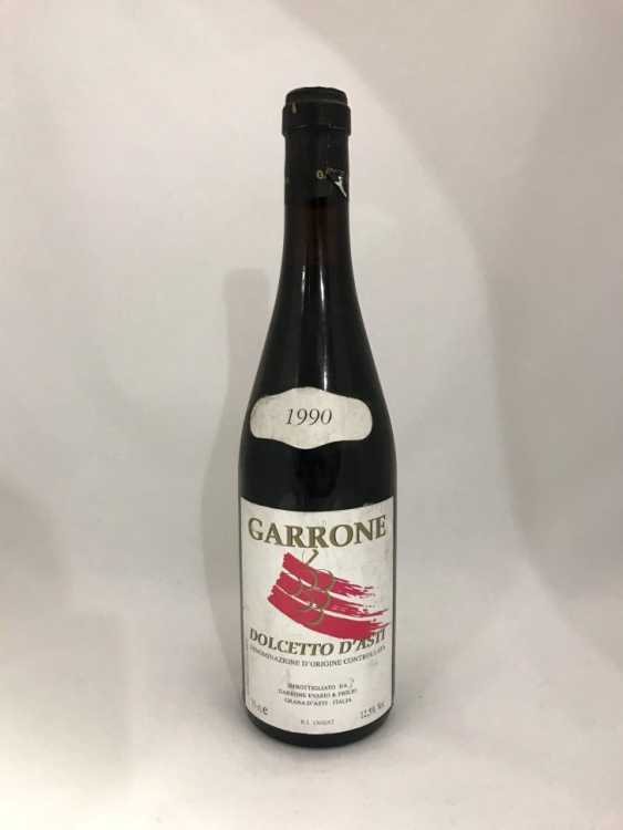 Вино "Garrone Dolcetto D'Asti" 1990 года.