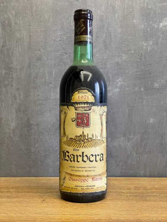 Вино Giuseppe Barni Barbera 1971 года
