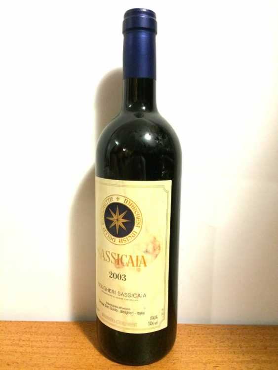 Вино "Sassicaia" 2003 года.