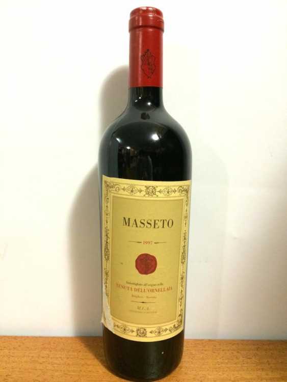 Вино "Masseto" 1997 года.