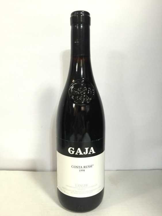 Вино "Angelo Gaja, Barbaresco Costa Russi" 1998 года.