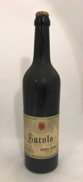 Вино "Barolo Fenocchio Giovanni & Figlio" 1964 года.