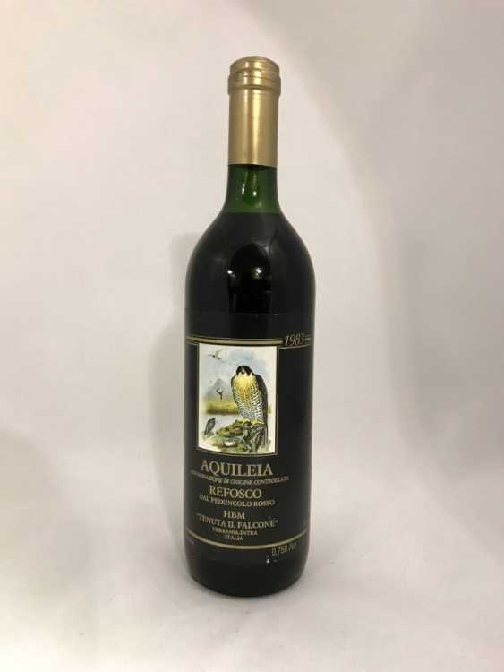 Вино "Aquileia Refosco Tenuta Il Falcone" 1983 года.