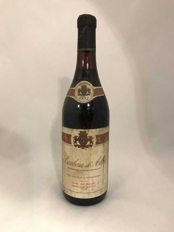 Вино "Barbera d'Alba Terre del Barolo" 1983 года.