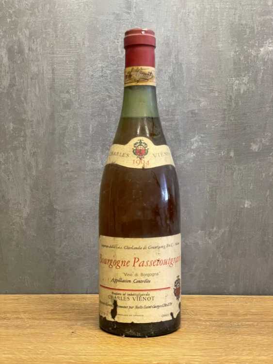 Вино Charles Vienot Bourgogne Passetoutgrain 1964 года