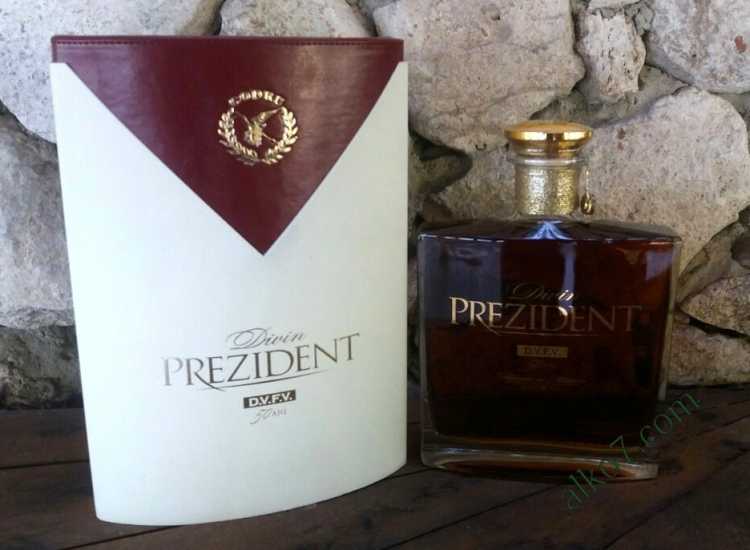 Коньяк «Prezident» XXO 50 лет, Barza Alba. 0,7 Коньяк «Prezident» XXO 50 лет, Barza Alba. 0,7
